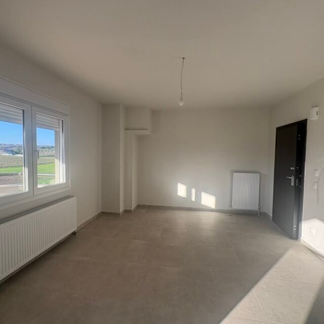 e717a03a-880f-4258-a045-032daa2eafce